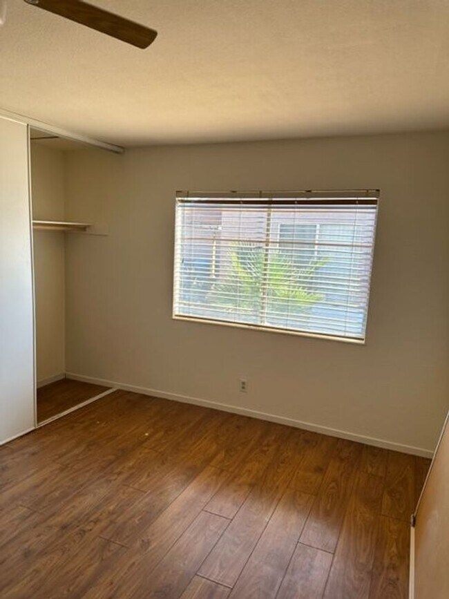 Building Photo - SW Remodeled 2 Bedroom!!