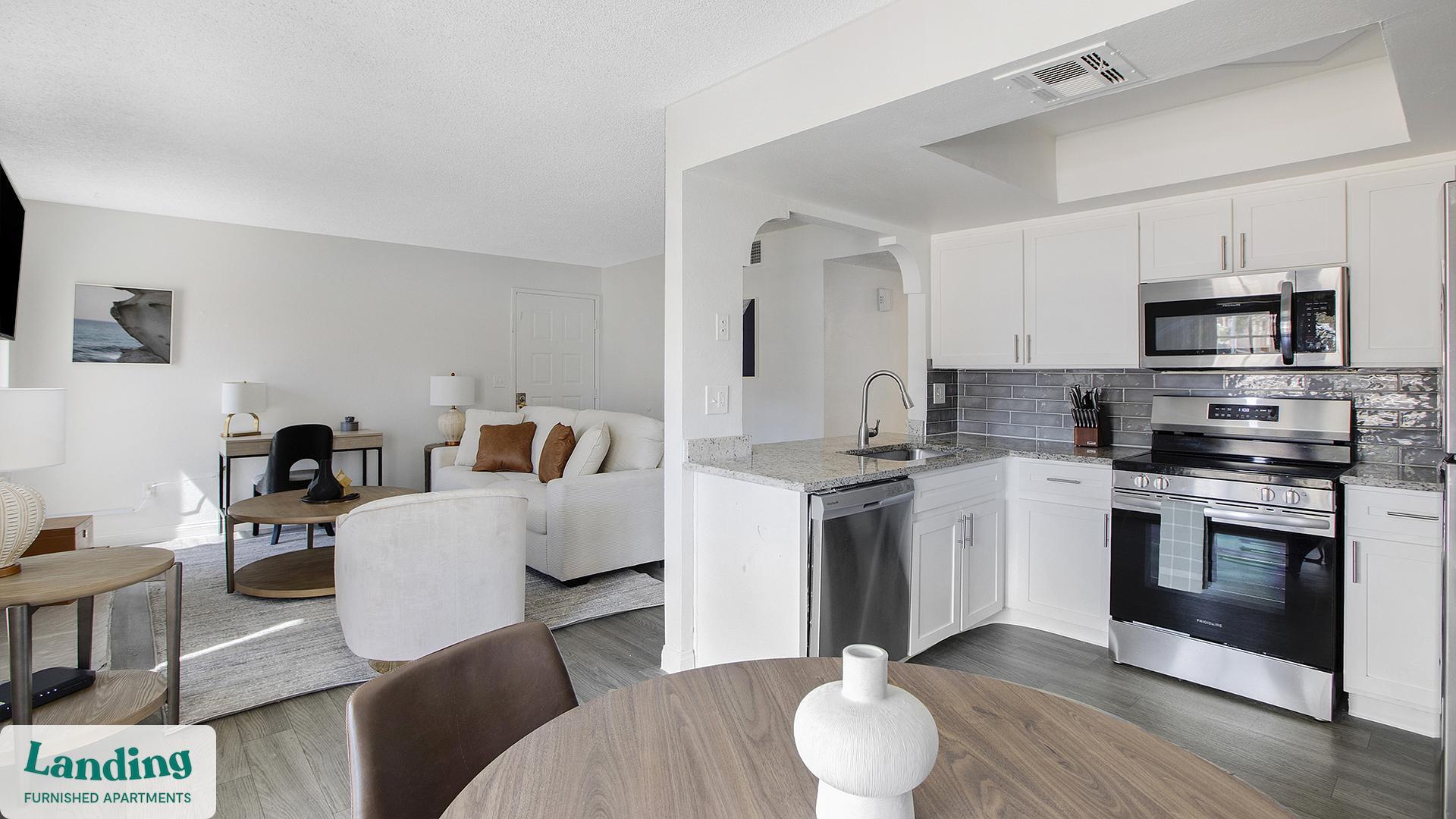 Building Photo - 5272 Tamarus St