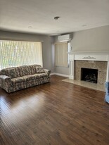 Living Room - 6247 Oak Crest Way