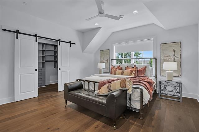 Building Photo - 4116 University Blvd