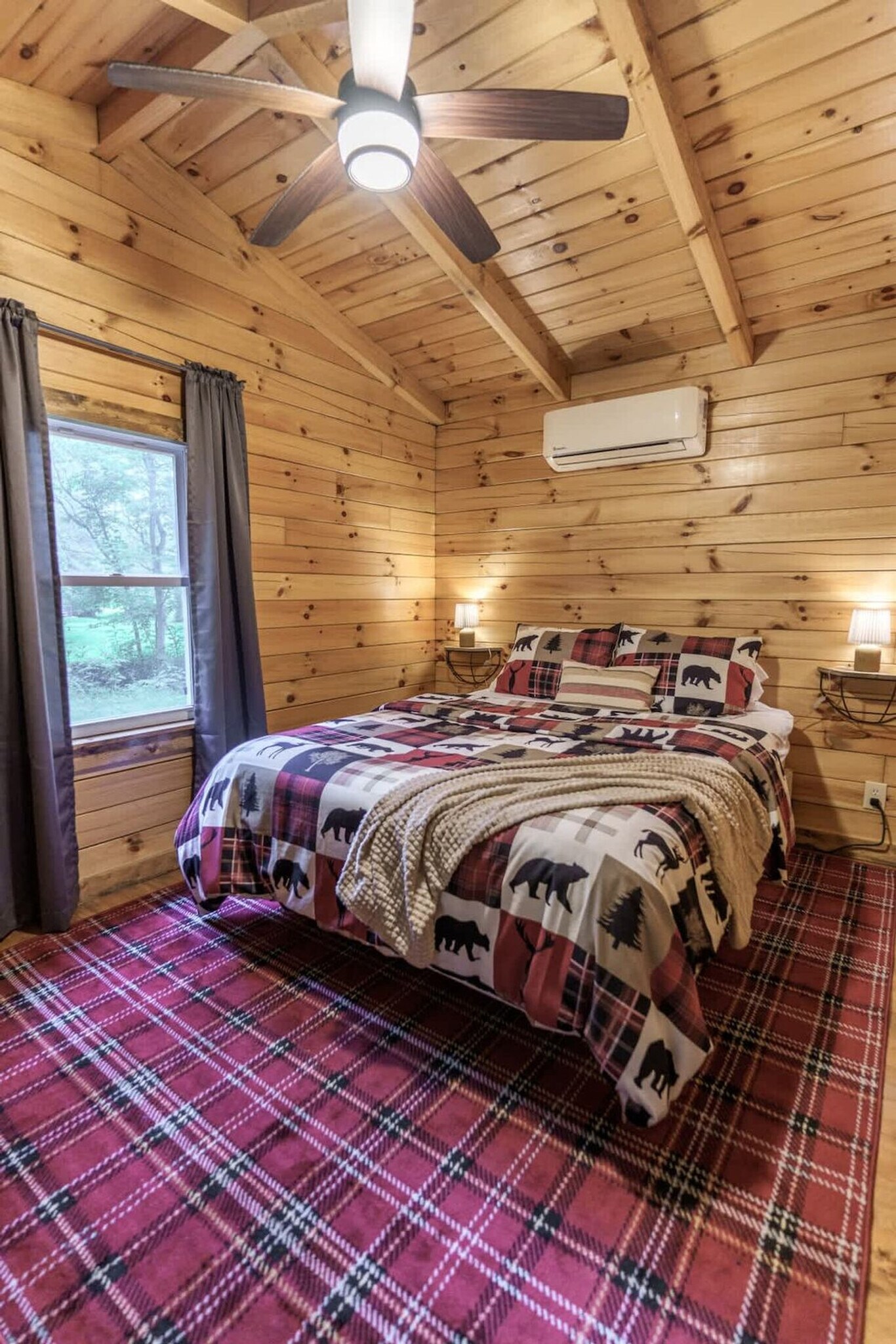 Building Photo - 14995 Pleasant Valley Rd