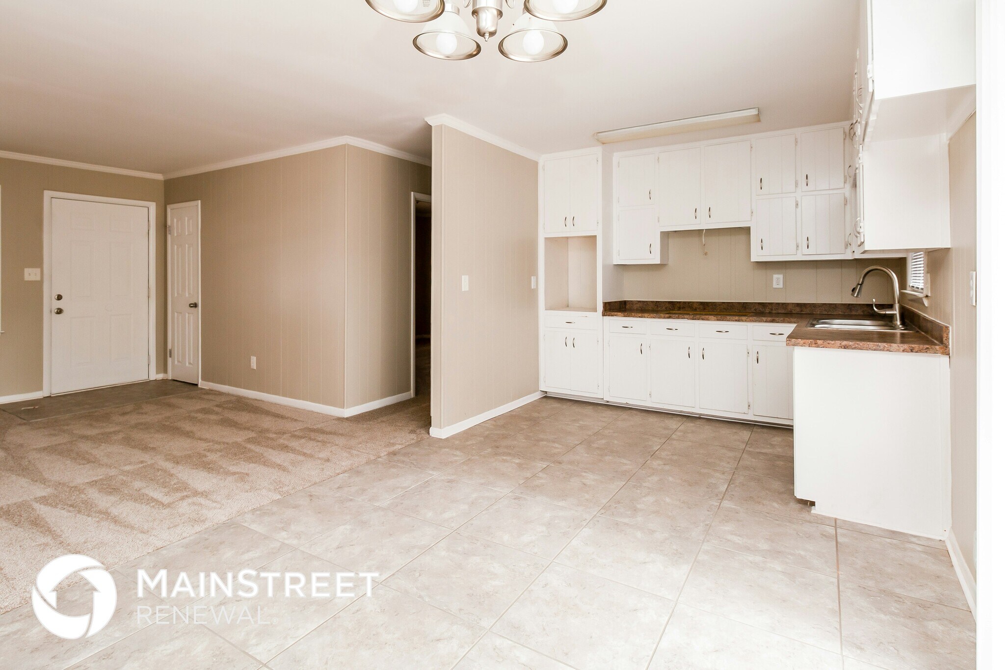 Building Photo - 892 Oak Dr