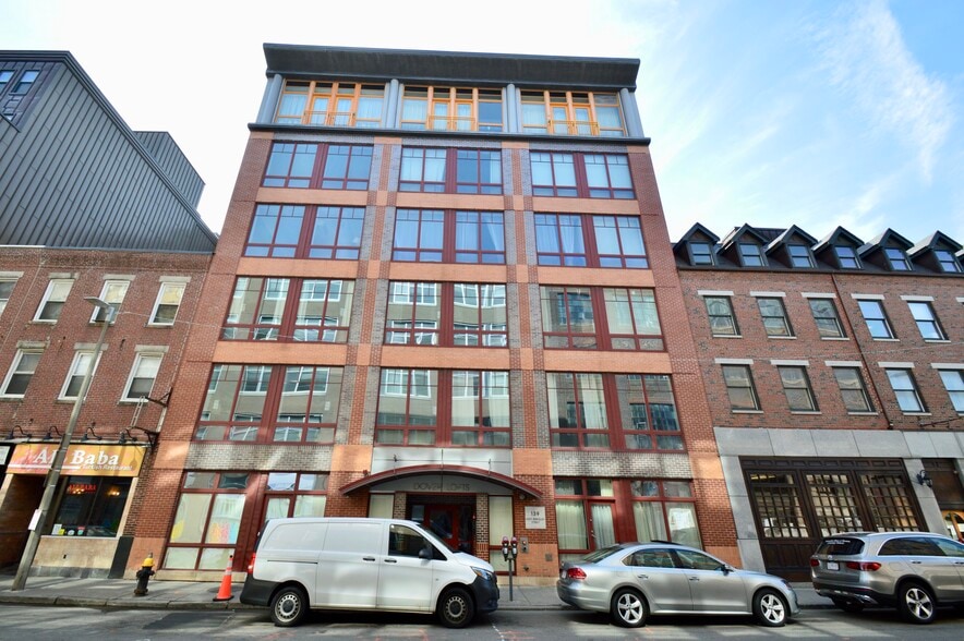 Building Photo - 139 E Berkeley St