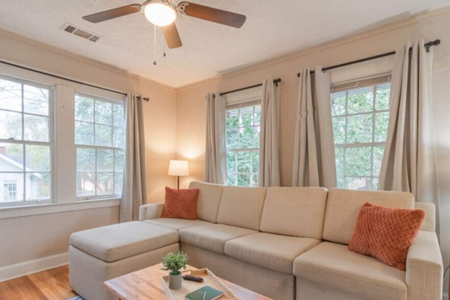 Building Photo - 2217 13th St