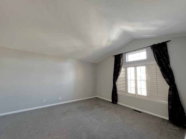 Building Photo - 2936 Kentshire Cir