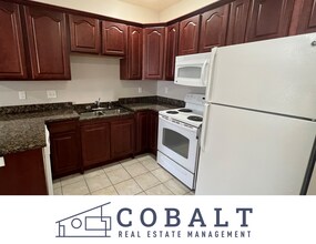 Building Photo - LUXURIOUSLY ELEGANT DESIGN 1 BDR APT.