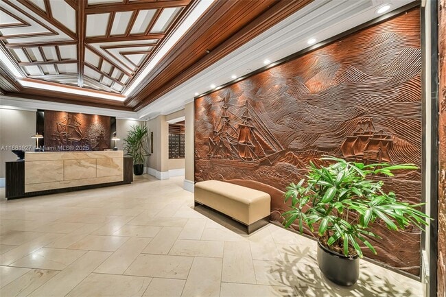 Building Photo - 2901 S Bayshore Dr