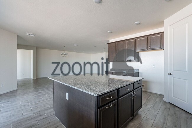 Building Photo - Coming Soon  Mid May 2026!- 4bdrm 3bath - 1 acre horse property