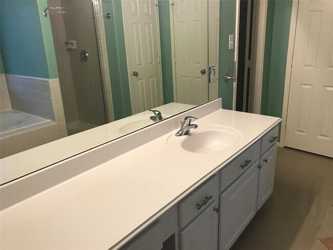 Building Photo - 2418 Slate Ridge Ln