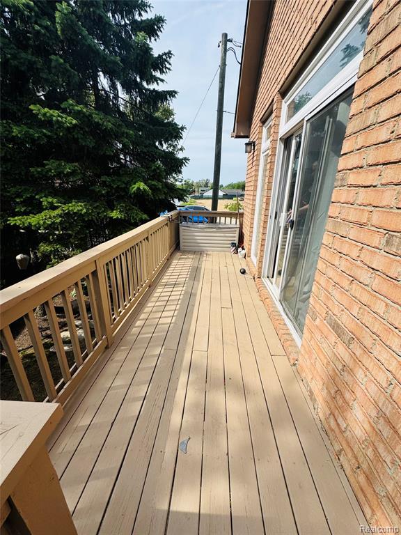 Building Photo - 40 Park Island Dr