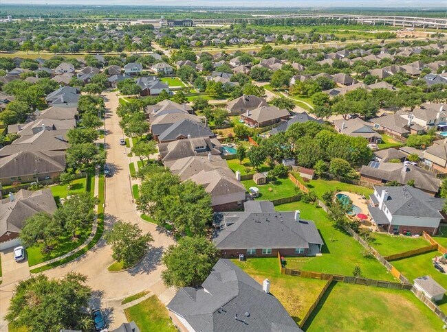 Building Photo - 21735 W Mulberry Field Cir