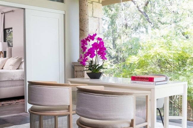 Building Photo - 1000 Liberty Park Dr