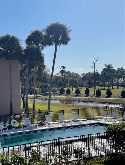 Building Photo - 5651 Rattlesnake Hammock Rd