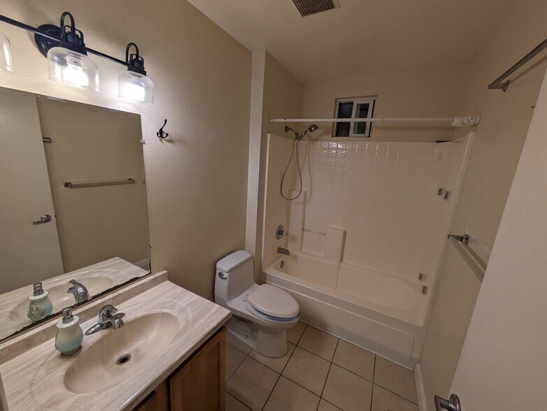 Bathroom #2 (shared) - 2456 Palmvilla Ct