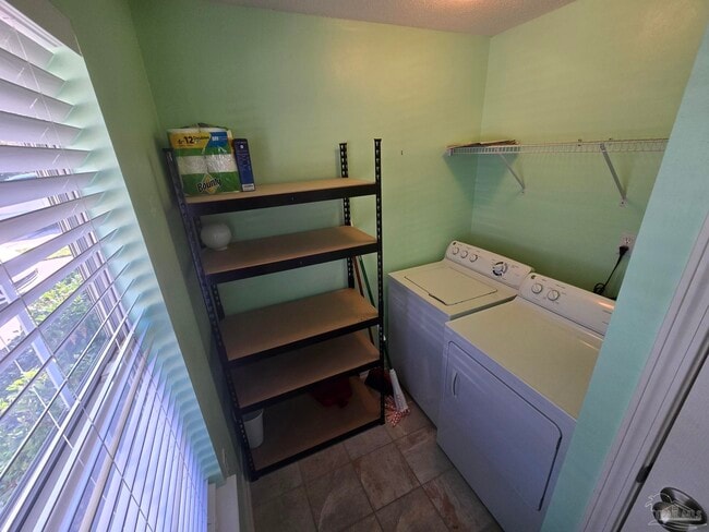 Primary Photo - 9783 Cobblebrook Dr