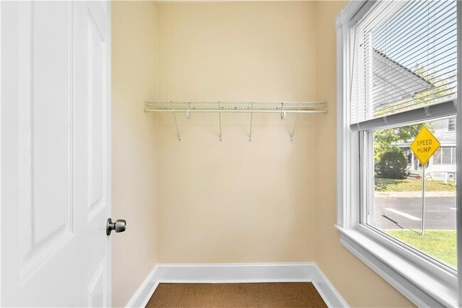Building Photo - 309 Highland Ave