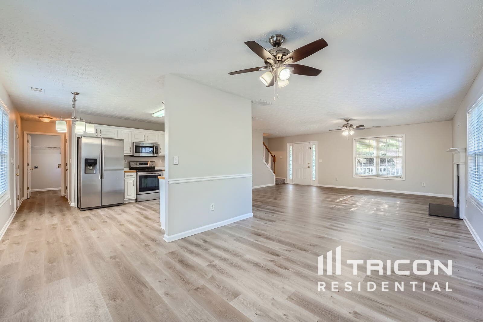 Building Photo - 1504 Riverglen Dr