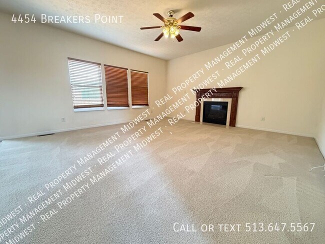 Building Photo - 4454 Breakers Point