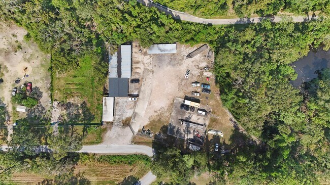 Building Photo - 5621 Haywood St