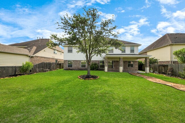 Building Photo - 14311 Lakepointe Bend Ln