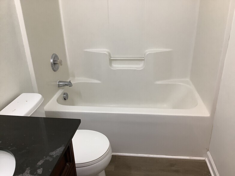 Building Photo - 8834 Kirkville Ln