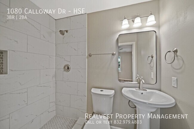Building Photo - 1080 Calloway Dr-HSE