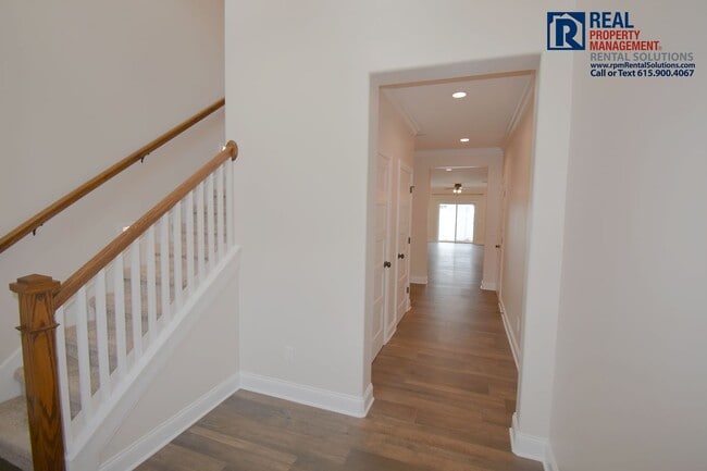 Building Photo - 3414 Pershing Dr