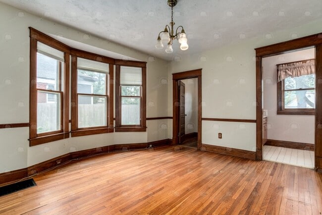 Building Photo - 4116 Terrace St