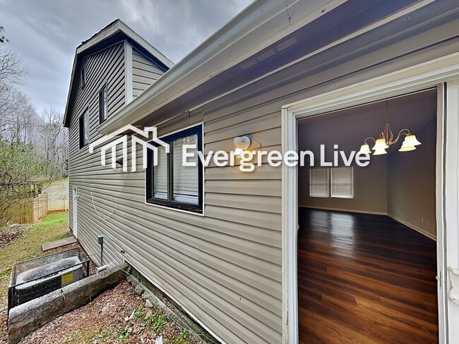 Building Photo - 5052 Galbraith Cir