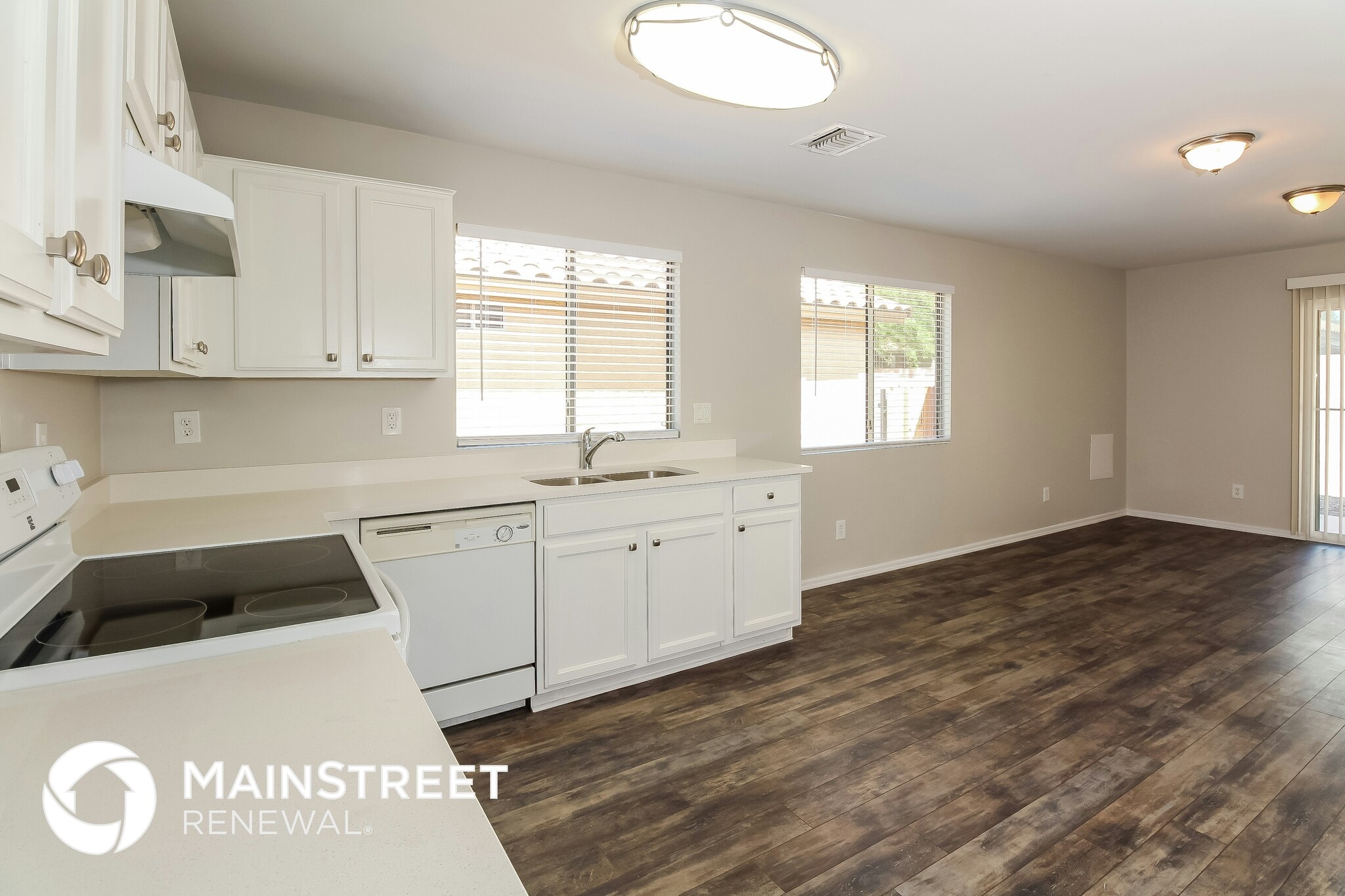 Building Photo - 6933 S Creek Run Ave