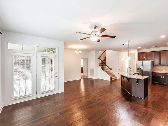 Kitchen, Dining & Living Room - 2120 Sullivan St