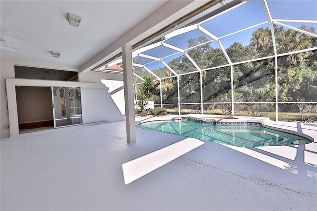 Building Photo - 2810 89th Ave E