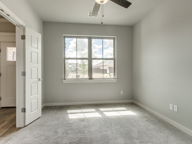 Building Photo - 14525 Rochefort Ln