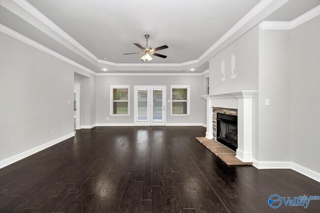 Building Photo - 207 Blackwood Dr NW