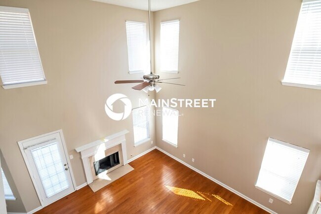 Building Photo - 3 Bedroom Pet-Friendly Home in Fayetteville, GA with Main Street Renewal