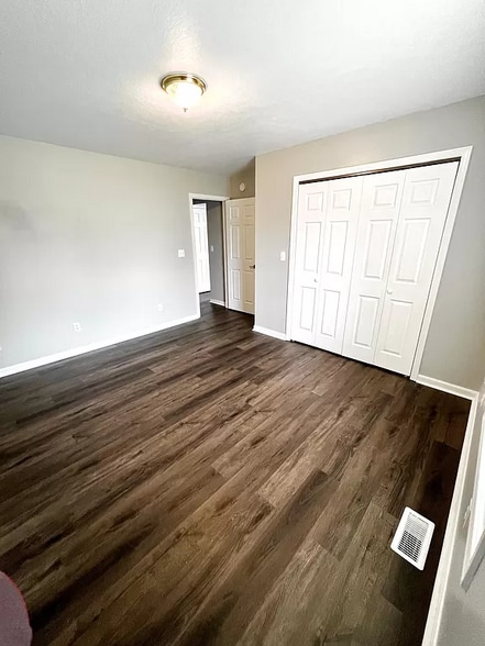 Building Photo - 3860 S Cramer Cir