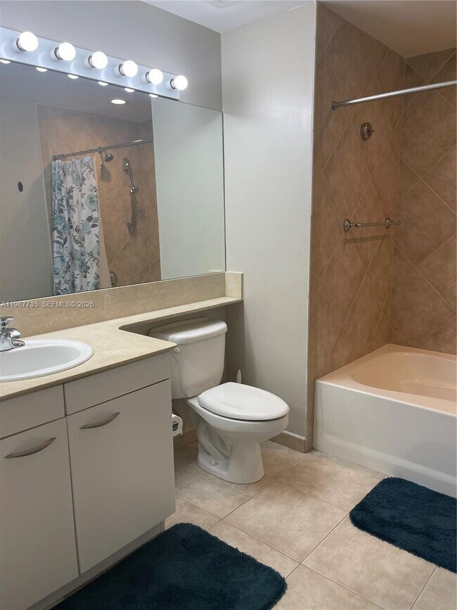 Building Photo - 2080 S Ocean Dr