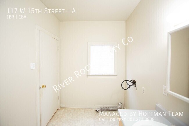 Building Photo - 117 W 15th St