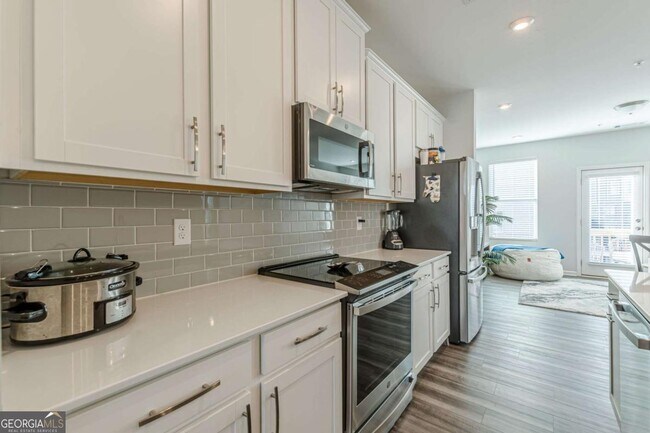 Building Photo - 1205 Skylar Ln SE