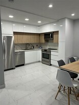 Building Photo - 21 Jacaranda Dr