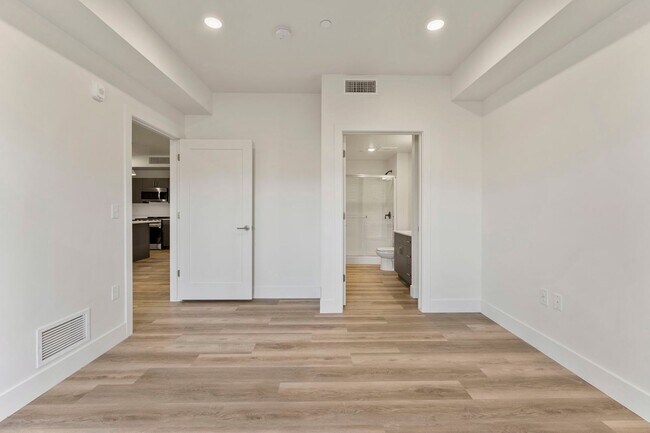 Building Photo - Brand New Modern Apartments at Ascesa
