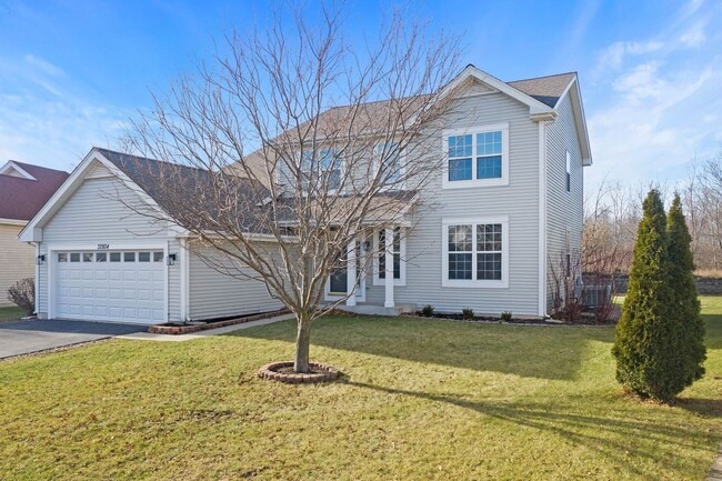 Building Photo - Lovely In Lakemoor