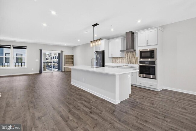 Building Photo - 4053 Legato Rd
