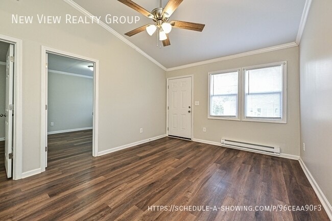 Building Photo - 302 E Hudson St