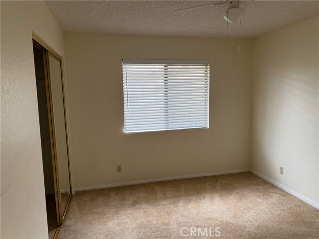 Building Photo - 15031 Blue Grass Dr