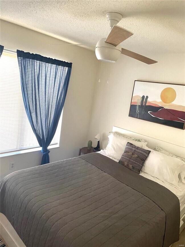 Building Photo - 1101 Woodgate Dr