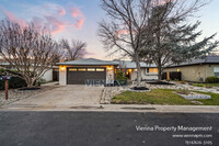 Building Photo - 8112 Briar Way