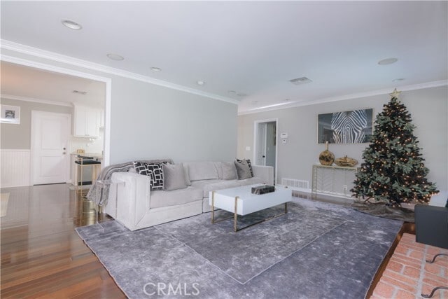 Building Photo - 1226 Londonderry St