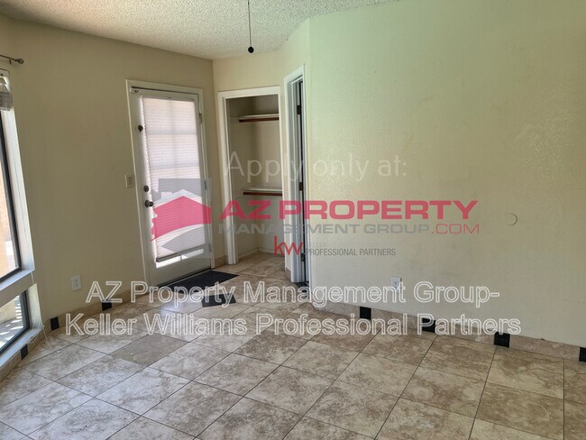 Building Photo - 5431 W Cochise Dr