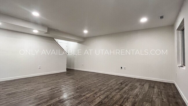 Building Photo - 3741 W 860 N